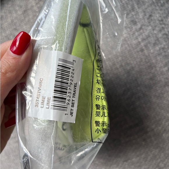 Michael Kors Jet Set Travel Small Lime Wristlet – Brand New Sealed - Picture 4 of 11
